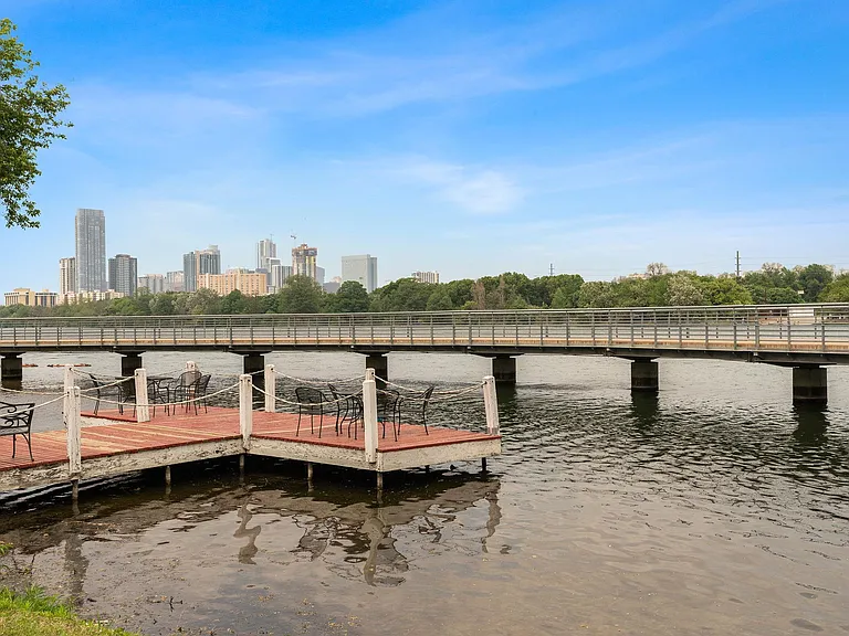 1818 S Lakeshore Blvd #8 — Photo 12