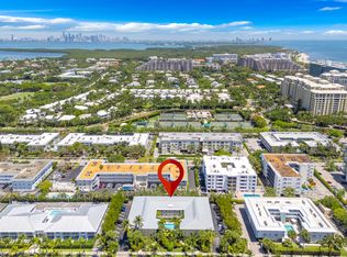 255 Sunrise Dr APT 309, Key Biscayne, FL 33149
