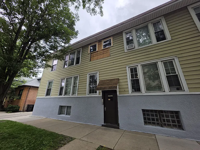 2343 W Winona St #2E — Photo 13