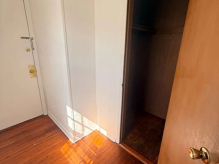212 Central Ave — Photo 13