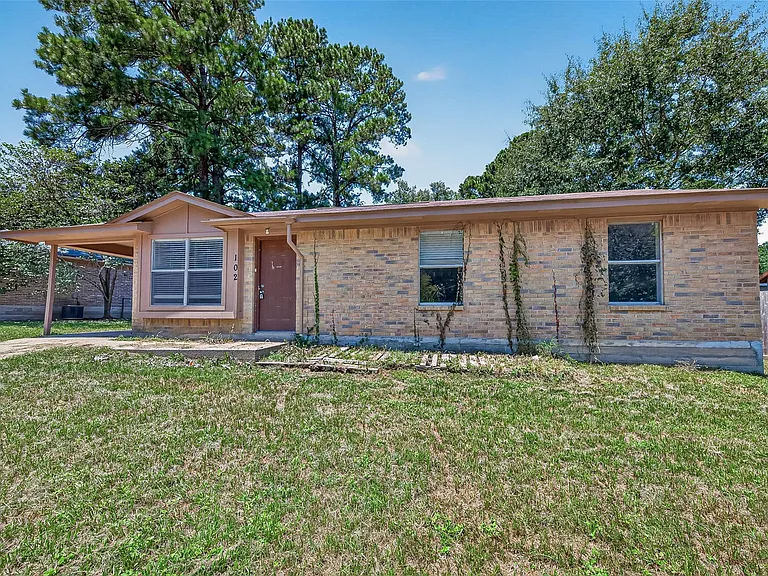 102 Libby Cir — Photo 5
