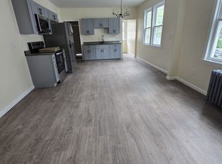 99 Love Ln, Hartford, CT 06112