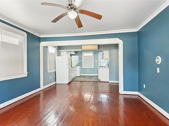 3rd image of 4108 N Robertson St
