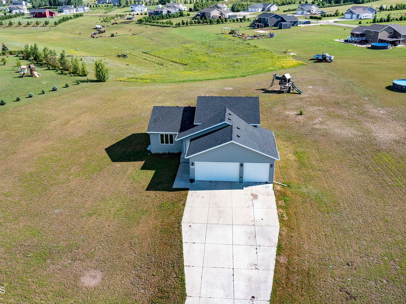 7121 Copper Ridge Ln, Bismarck, ND 58504 Zillow
