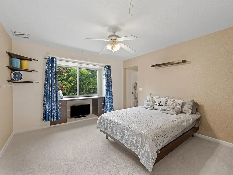 92 Squire Dr — Photo 46