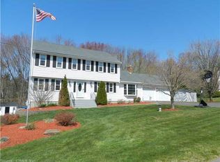 19 Blue Ridge Dr, Vernon, CT 06066