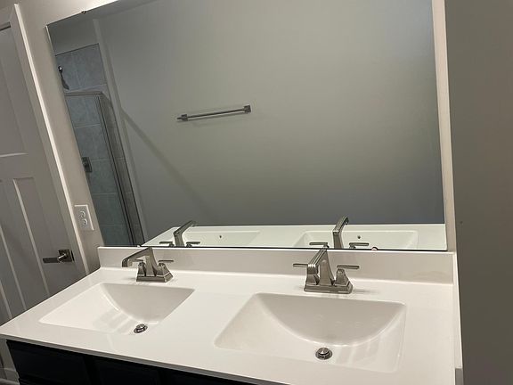 2nd image of 640 Exmoor Dr