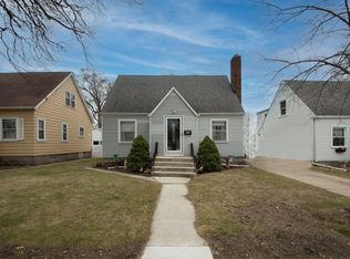 412 N Rensselaer St, Griffith, IN 46319