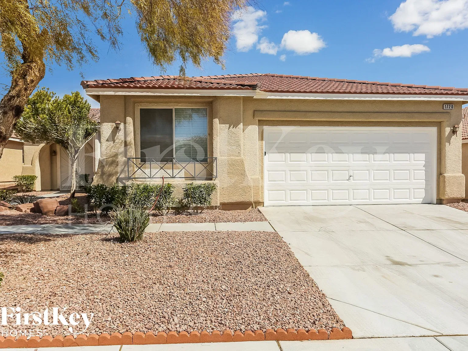 3 bed, 2.0 bath, 1837 sqft, $2,440 — Photo 1