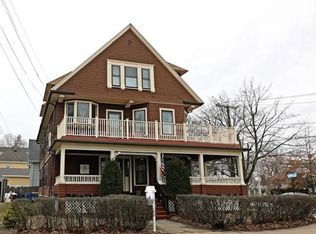 304 Pleasant St #1, Winthrop, MA 02152