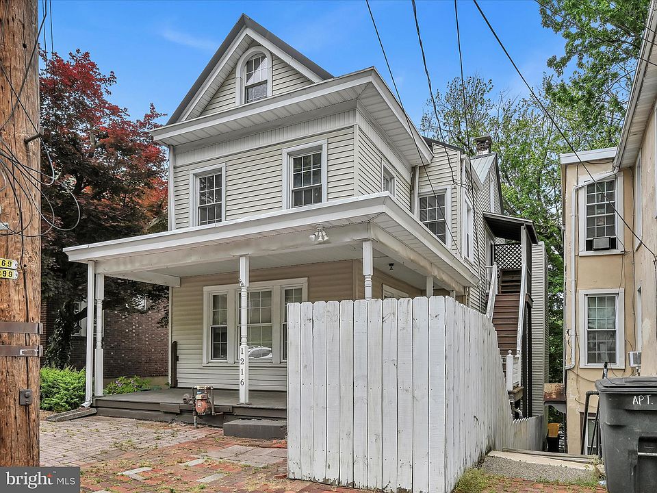 1216 Howard Ave, Pottsville, PA 17901 Zillow