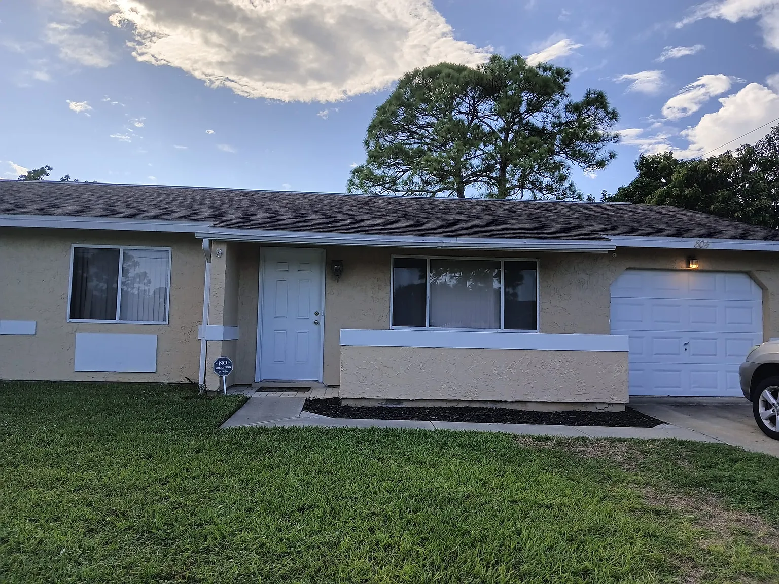 3 bed, 1314 sqft, $1,800 — Photo 1