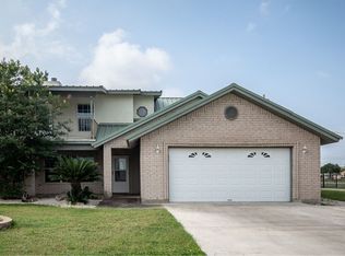 854 Lago Vista Dr, Del Rio, TX 78840