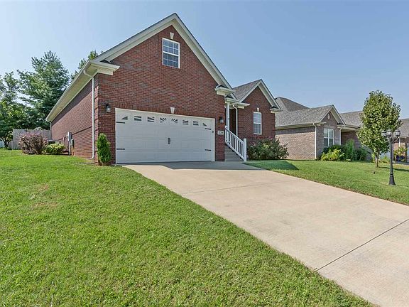 3rd image of 239 Ashton Ct