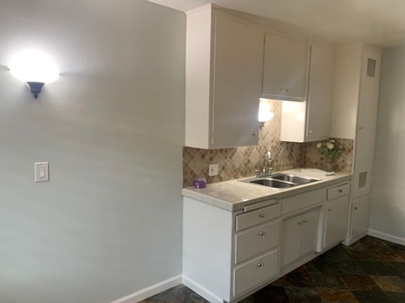3rd image of 121 Maynard St APT C