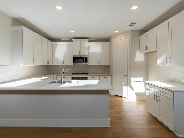 3020 Corvara Dr — Photo 7
