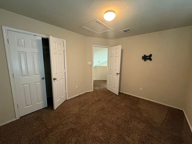 9614 Rogano Ct — Photo 15