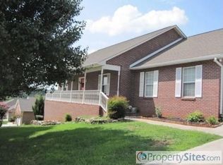 6223 Rivers Run Dr, Knoxville, TN 37914