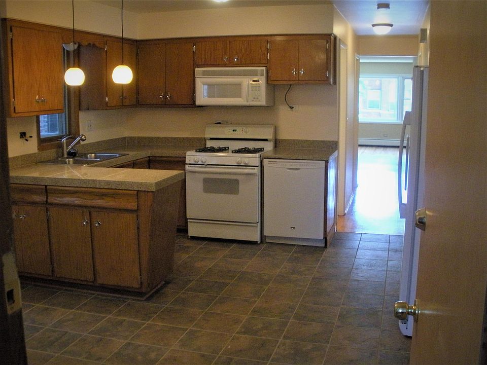 Kitchen - 11' X 17'