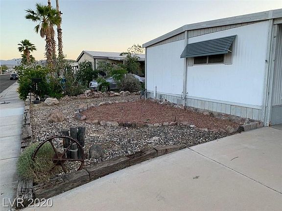 2nd image of 1252 Seminole Ln