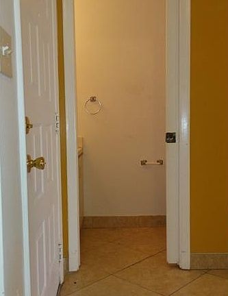 4th image of 1677 Cypress Pointe Dr