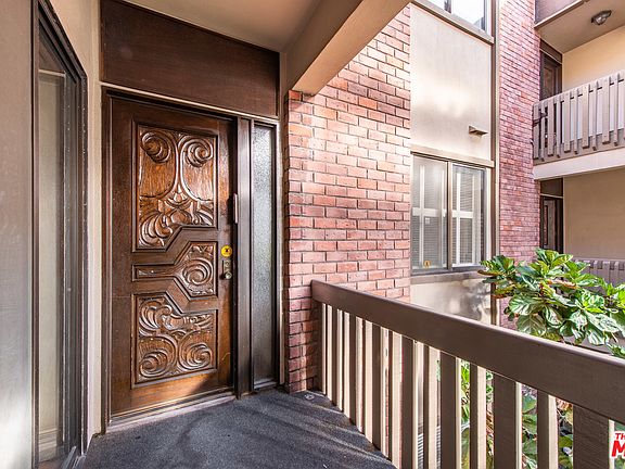 4th image of 141 S Linden Dr APT 205