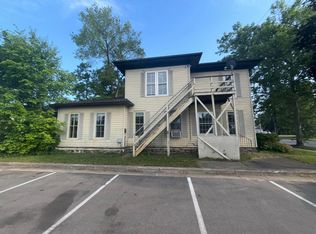 214 S Franklin St, Greenville, MI 48838