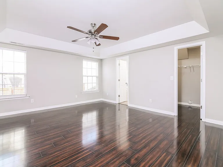 553 Texanna Way — Photo 10