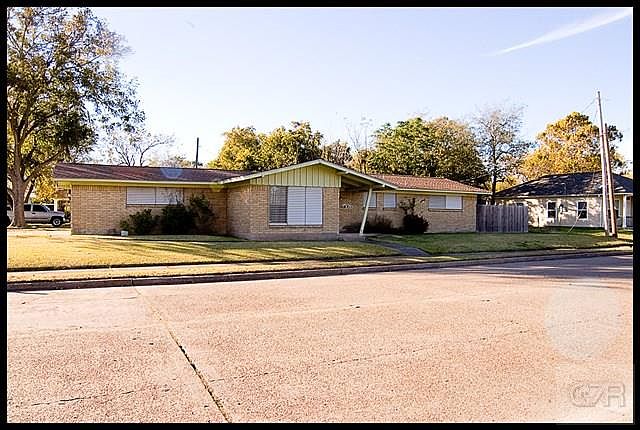 1st image of 405 25th St N