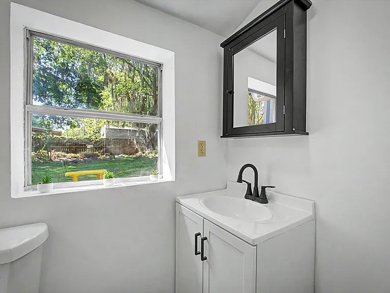 2520 Larsen Rd — Photo 24