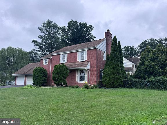 2nd image of 145 Landover Rd