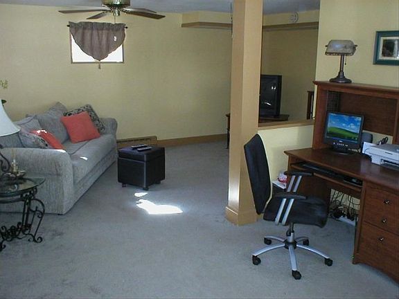 3rd image of 520 Michele Ln