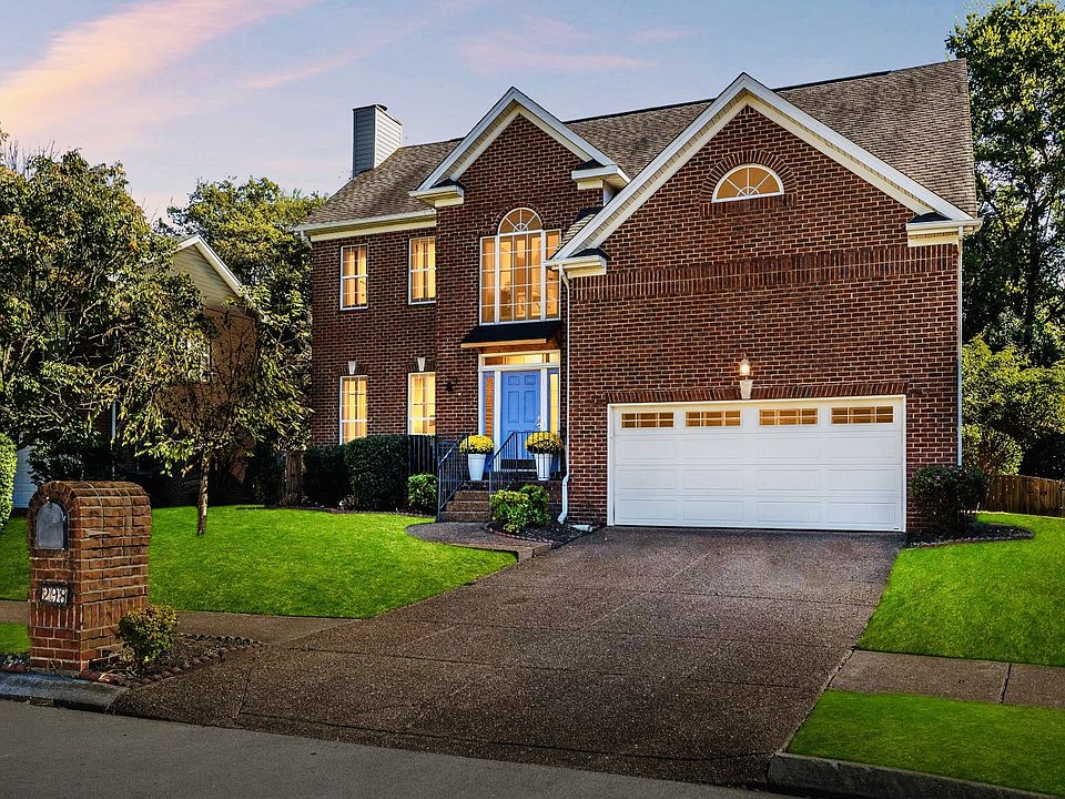 1st image of 298 Wisteria Dr