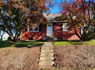 1035 Sun Valley Rd, Stevens, PA 17578