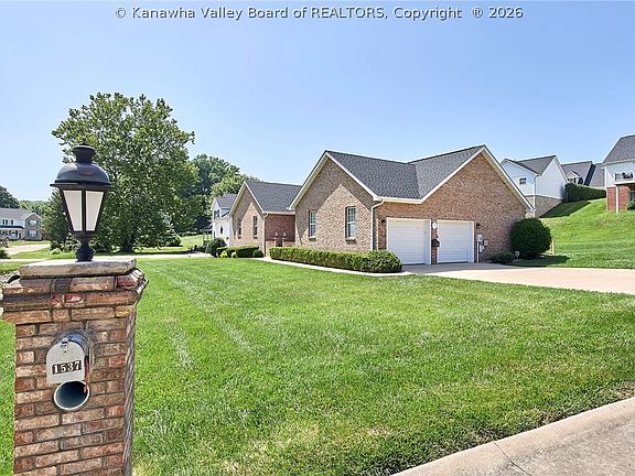 2nd image of 1537 Thistlewood Cir