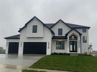 10401 N Wyoming St, Kansas City, MO 64155