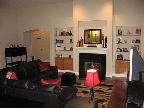 3rd image of 1515 Lafayette Ave Unit 313