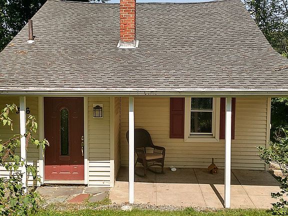 3rd image of 356 Lake Plymouth Blvd