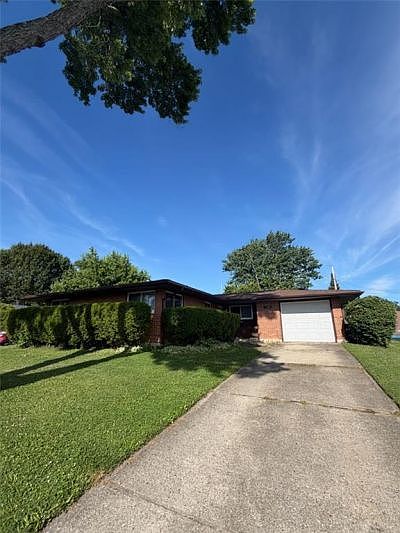 1st image of 1389 Mapleridge Dr