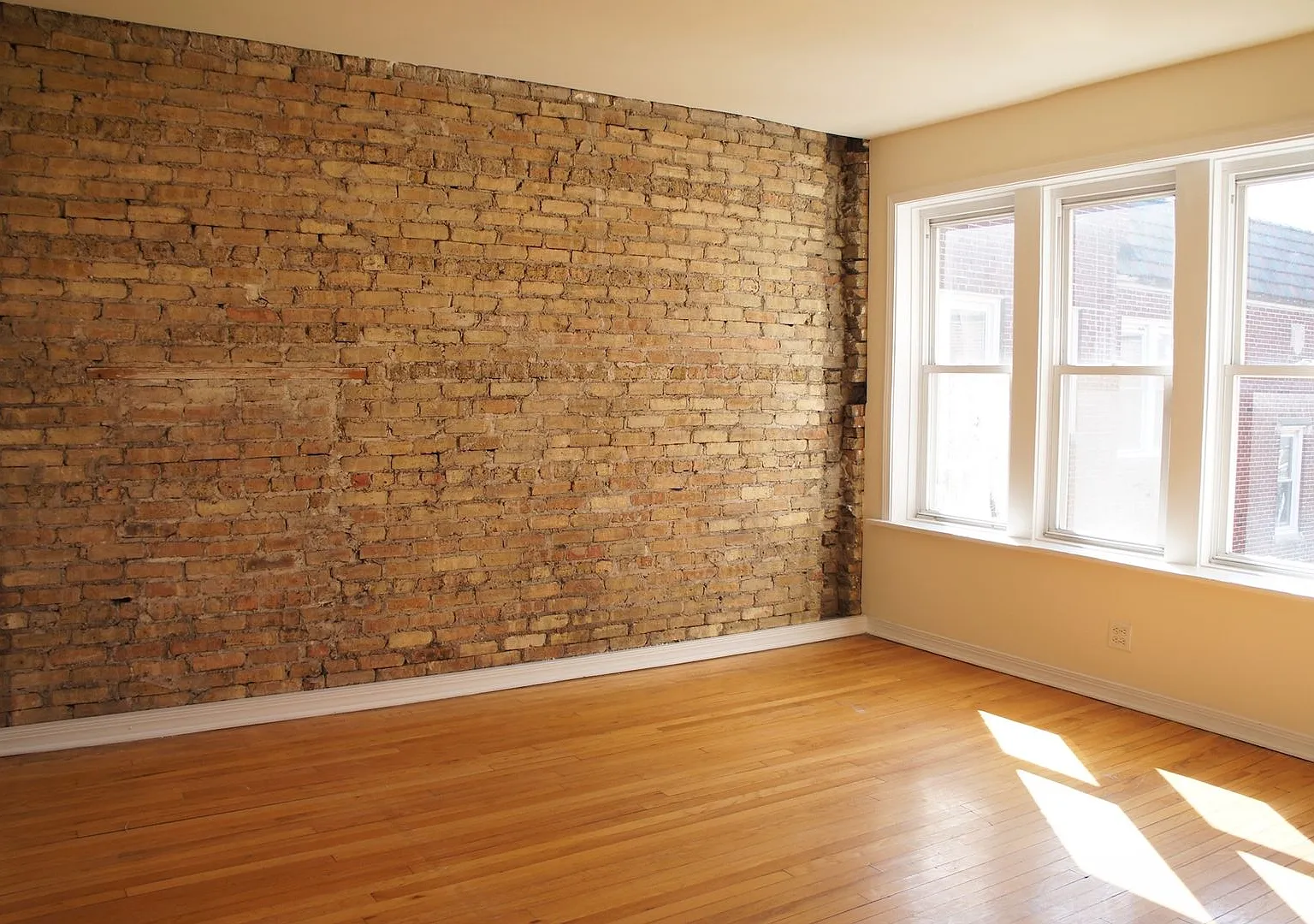 3000 N. Whipple LLC — Photo 2