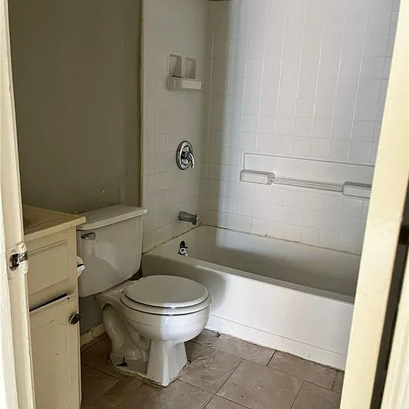 1801 Washington Ave #8 — Photo 18
