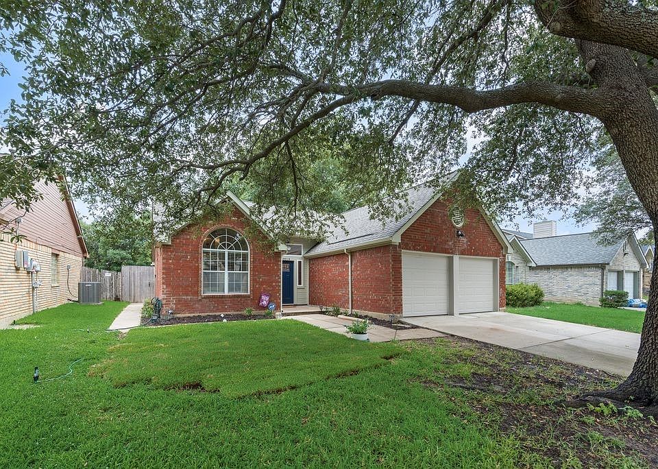 1st image of 10213 Long Rifle Dr