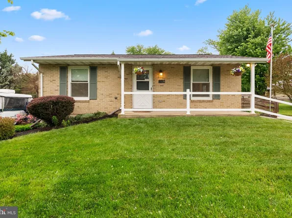 204 Snowfall Way, Westminster, MD 21157