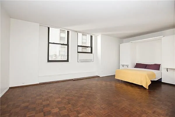 Rented by Upstairs Realty | media 2