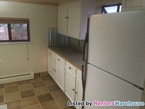 3rd image of 2695 S Pennsylvania St