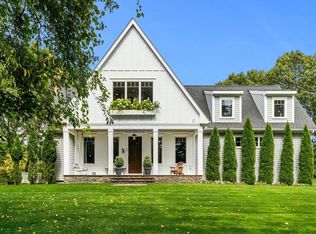 2 Riverview Hl, Essex, MA 01929