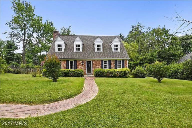 3408 Colonial Ct photo 1