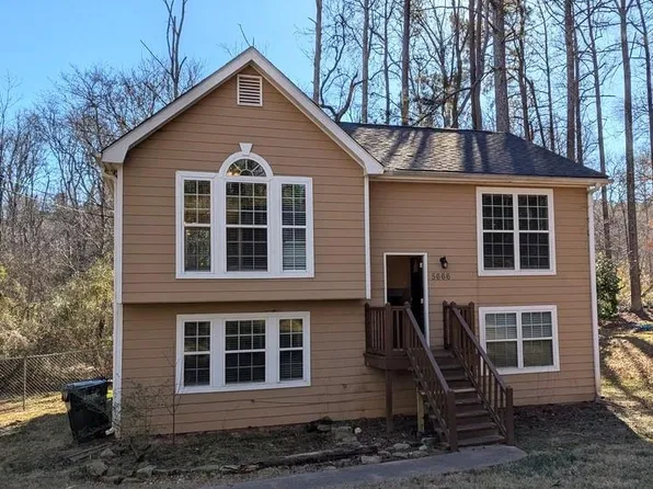 5666 Hammond Dr, Norcross, GA 30071