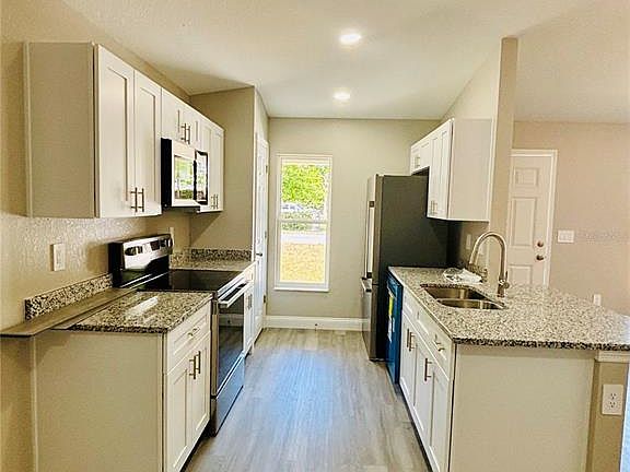 5th image of 25 PALMETTO AVENUE S