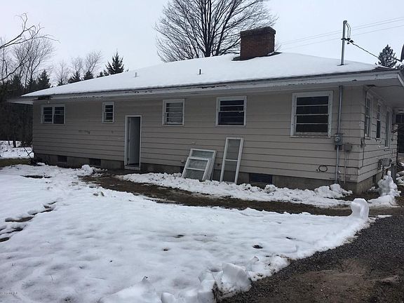 3rd image of 1455 S Lakeshore Dr